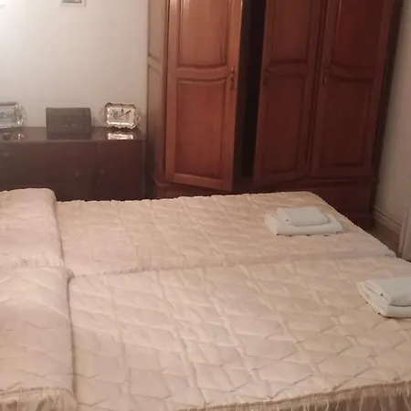 Affittacamere Casa Exposito 3*